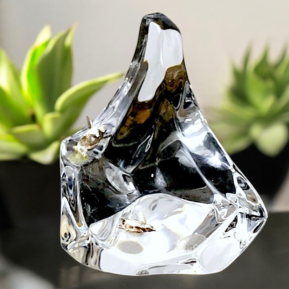 Franklin Mint-Carpenter Penguin On Ice Paperweight - Picture 12 of 16